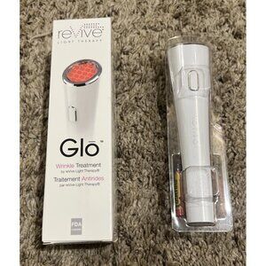 reVive Light Therapy - GLO Portable Anti-Aging Device Wrinkle Treatment - New